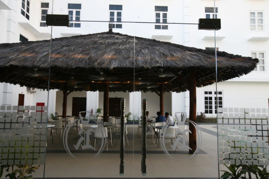 Hotel The Ramelau Dili Exterior foto